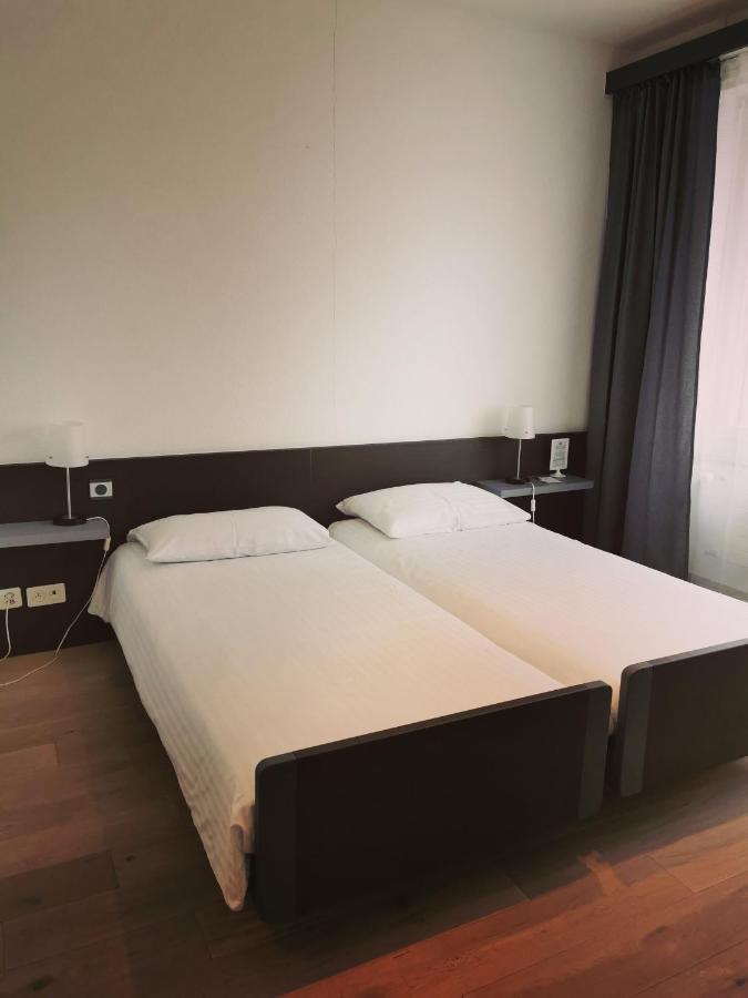 Hotel Fleur-De-Lys La Chaux De Fonds Εξωτερικό φωτογραφία