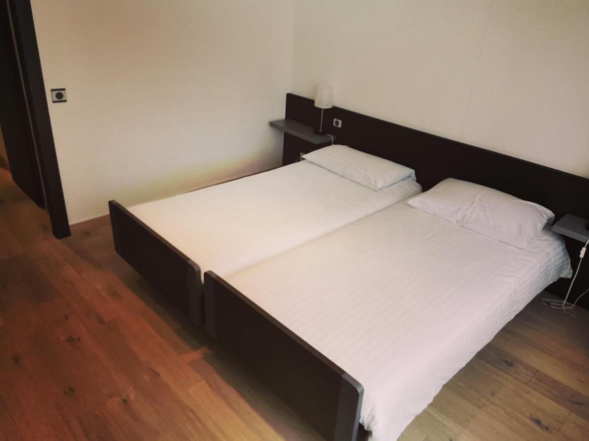 Hotel Fleur-De-Lys La Chaux De Fonds Εξωτερικό φωτογραφία