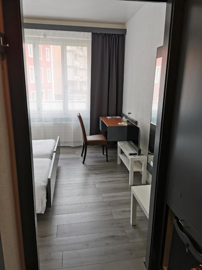 Hotel Fleur-De-Lys La Chaux De Fonds Εξωτερικό φωτογραφία
